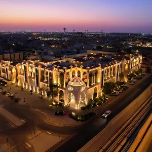 مداريم كراون فندق الرياض