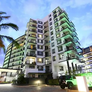 Neptune Aparthotel Mermaid Beach